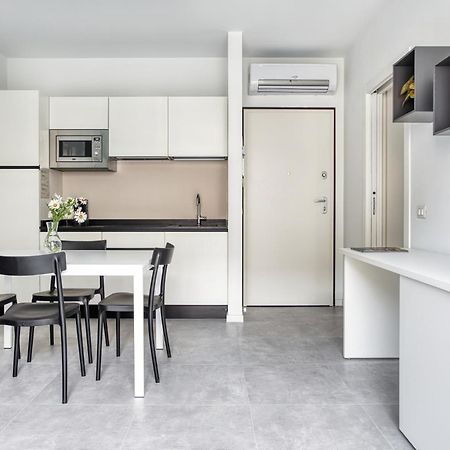 Sleek City Abode In Maciachini Milánó Kültér fotó