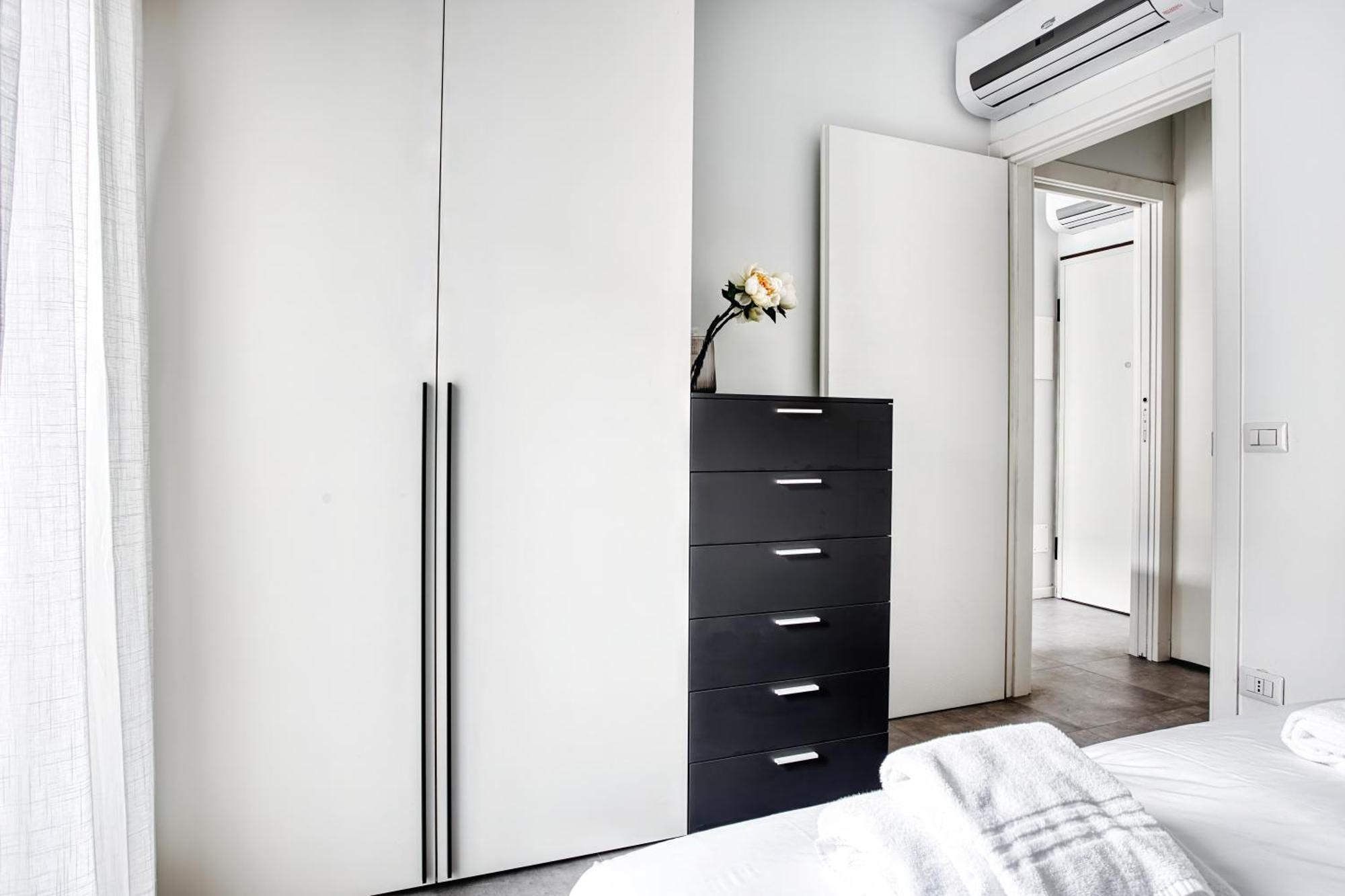 Sleek City Abode In Maciachini Milánó Kültér fotó